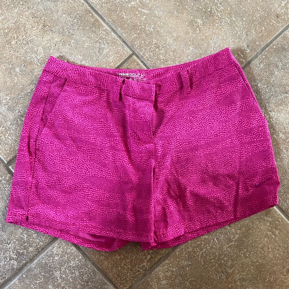 Pink Nike golf short